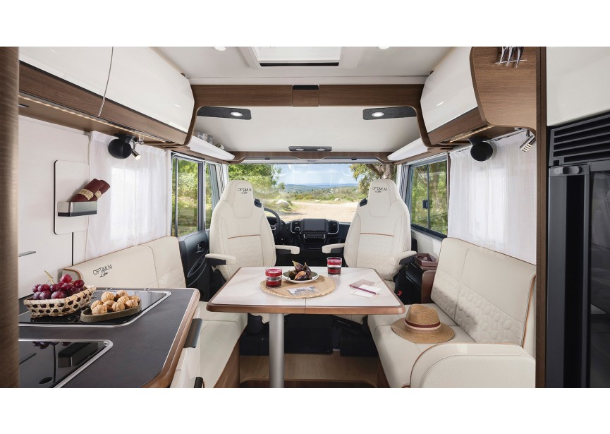 c66i-1-camping-car